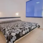 Terrazza E Vista Sull'oceano, Wi-fi, Piano 3, Piscina Sullo Stesso Piano, Aria Condizionata * 모로델제블